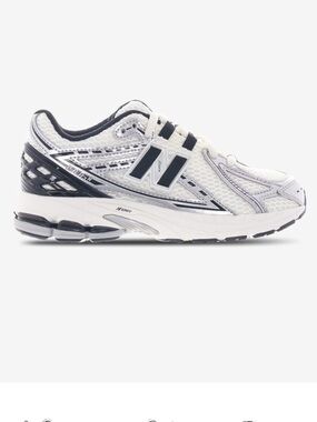 New Balance 1906R for kids. Size US2 Used once, like new. In excellent condition